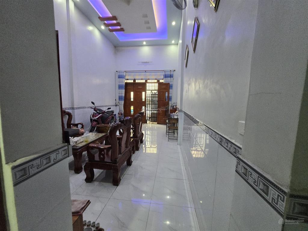 Bán gấp nhà riêng tại hẻm đường nghiệp vụ đường sắt, vô 30m. dĩ an bình dương cũ. 3tỷ450. dt 60,5m2