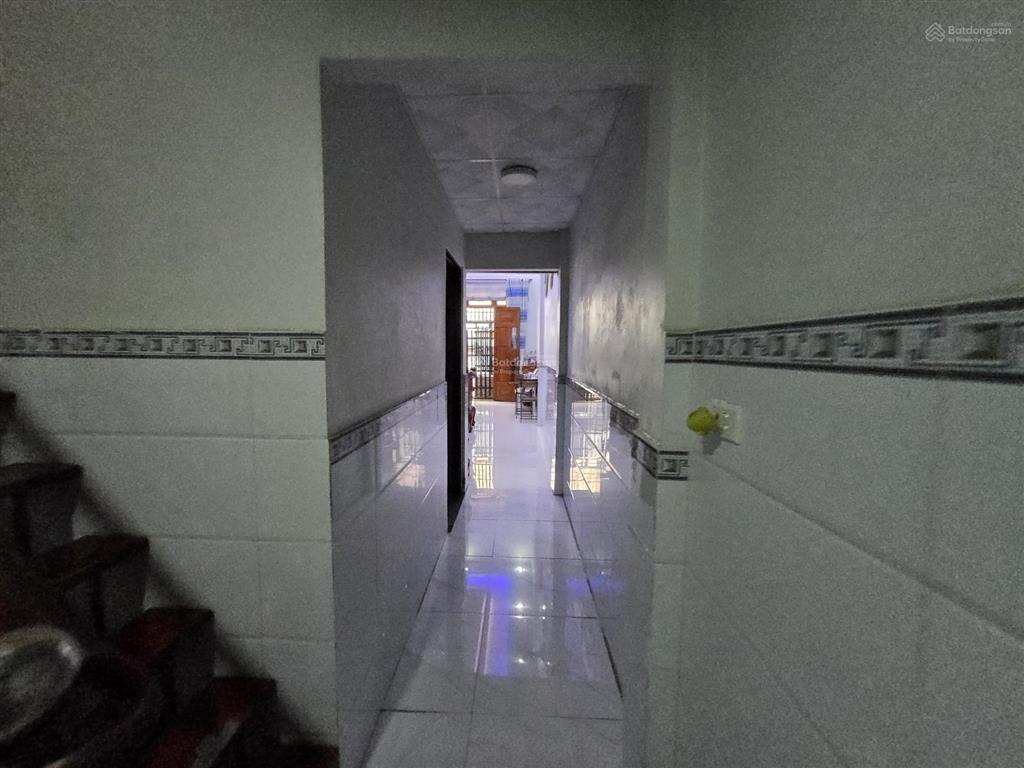 Bán gấp nhà riêng tại hẻm đường nghiệp vụ đường sắt, vô 30m. dĩ an bình dương cũ. 3tỷ450. dt 60,5m2