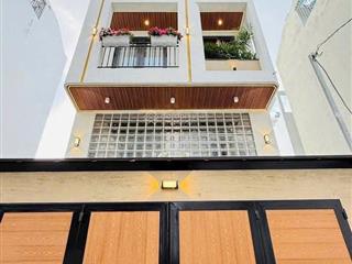 Tôi bán nhà đường nguyễn thượng hiềnp5q3. gần bệnh viện bình dân. giá 4tỷ650/91,3m2.cho thuê 34tr