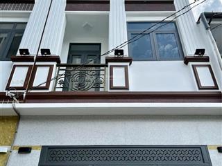 Tôi bán nhà gần bệnh viện ung bướu. đ.nguyễn huy lượngbình thạnh. giá 3tỷ430/67,2m2. cho thuê 24tr