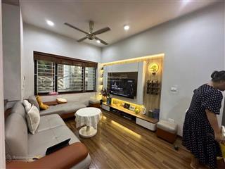 Bán nhà đường mễ trì  lô góc  3 mặt thoáng  ô tô đỗ cửa  full nội thất  40m2*5t  giá hơn 7 tỷ