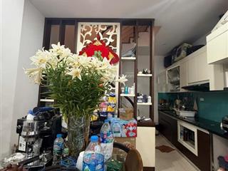 Nhà phố ngọc thuỵ long biên 30m, 5 tầng 5.7 tỷ