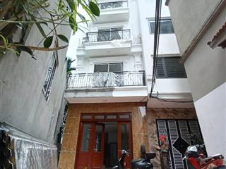Nhà sát cầu vĩnh tuy long biên lô góc 6 tầng thang máy oto vào nhà 51m mt 7.7m 9.x tỏi