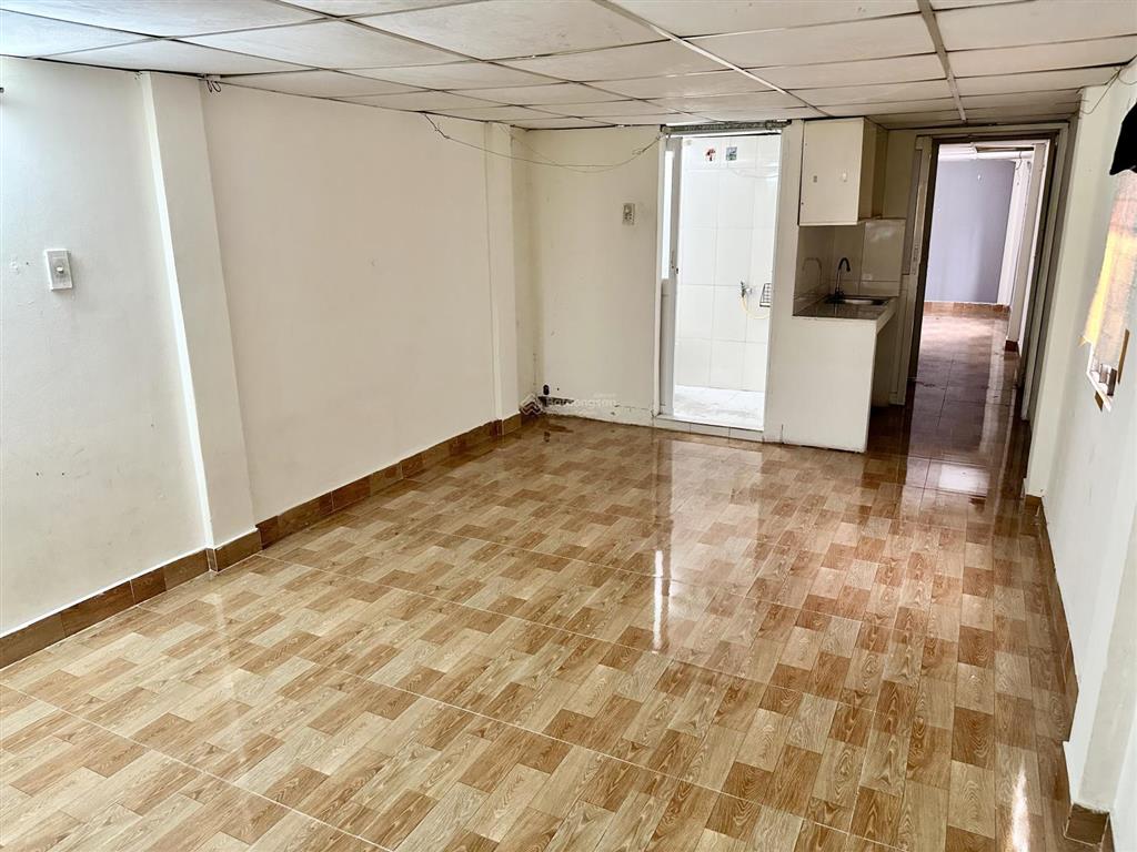 Chỉ 5,95 tỷ có ngay nhà mặt tiền kinh doanh đoàn văn bơ, liền kề quận 1