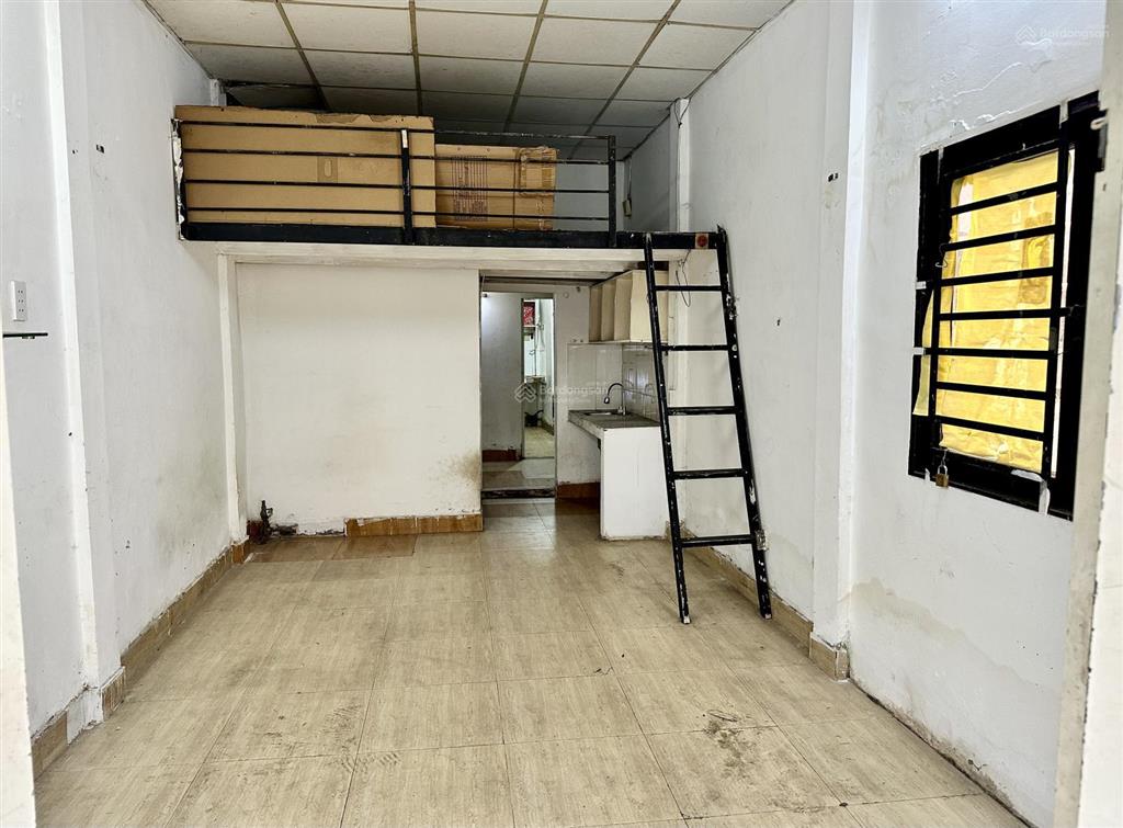 Chỉ 5,95 tỷ có ngay nhà mặt tiền kinh doanh đoàn văn bơ, liền kề quận 1