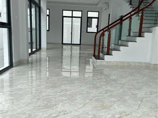 Duy nhất căn bt dương nội an vượng view công viên, giá 20 triệu/tháng đã hoàn thiện đẹp. 0984 920 ***