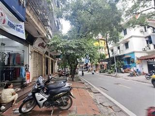 Bán np trần quang diệu, 23 tỷ, 39m2, 4pn, 4wc, siêu hot