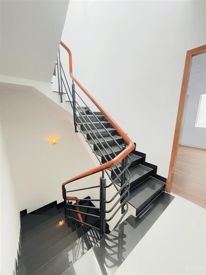 Bhh  bình tân] tktq 56m2, 4 tầng btct, đường 10m thông tứ tung, chỉ nhỉnh 8 tỷ