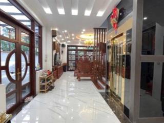 Chính chủ cần bán biệt thự văn phú, hà đông, 220m2, mt 12m, thang máy, kinh doanh, giá hơn 30 tỷ