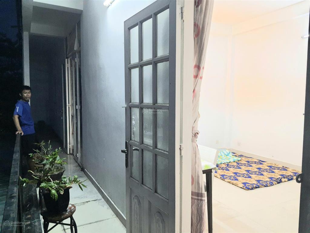 Cho thuê nguyên sàn tầng 2 tk 2pn + wc + tách bếp  thoáng mát  full tiện ích