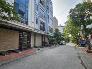 Bán nhà liền kề mậu lương 55m5t,phân lô vỉa hè, 14.4 tỉ