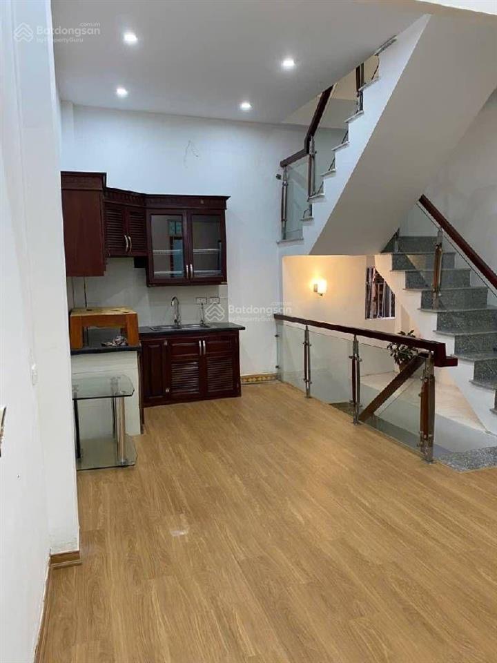 Bán nhà lê hồng phong hà đông lô góc 35m 5t full đồ, sát phố. 6.6 tỉ