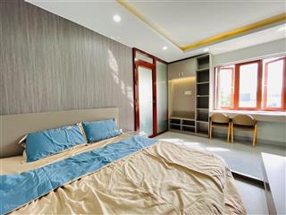 Căn hộ 1 phòng ngủ view landmark 81 ngay trần não, nội thất đầy đủ, cửa sổ lớn nhiều ánh sáng