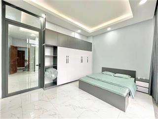 Căn hộ 1 phòng ngủ ban công ngay cầu sài gòn, đường quốc hương, nội thất dầy đủ, cây xanh mát mẻ