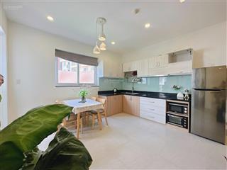 Căn hộ 2 phòng ngủ, 3 ban công lớn gần cầu sài gòn, chợ thảo điền, khu biệt thự nguyễn văn hưởng
