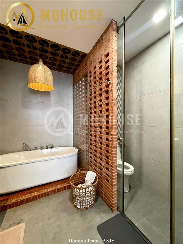 Căn hộ 2 phòng ngủ ban công thiết kế cổ điển, bắt mắt ngay cầu sài gòn, đầy đủ tiện nghi