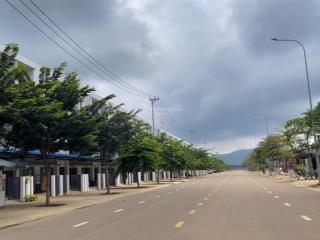 Cần bán 200m2 giá fo trong khu đô thị vsip liền kề tp biển quy nhơn