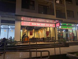 1 căn duy nhất tại vhgp shop mặt sảnh đường chính đã có sổ giá chỉ 4.6 tỷ bao hết có sẵn hđt