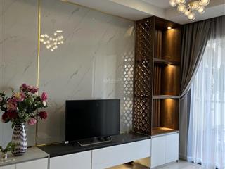 Chính chủ cần bán căn hộ hà đô centrosa quận 10, dt 86m2 gồm 2pn, 2wc giá 8,9tỷ.  bảo 0985 077 ***
