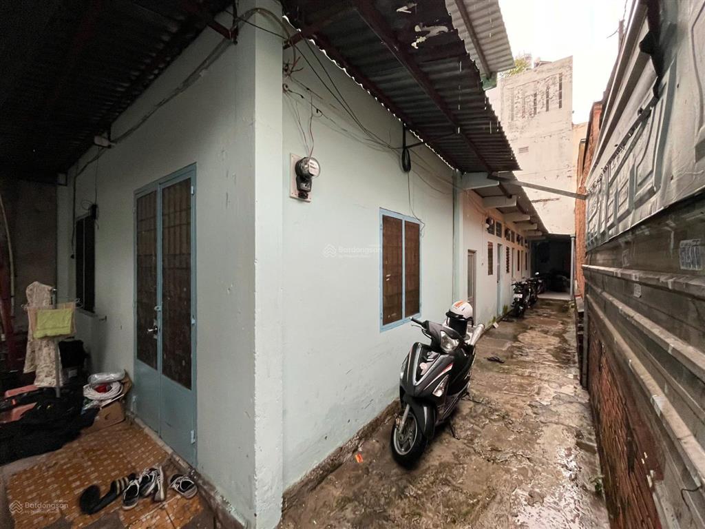 Bán lô đất mặt tiền cực rộng dt 7,5x23 sổ vuông vức không lỗi phong thủy thích hợp xây chdv