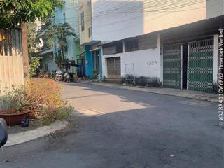 Bán nhà đường dương quảng hàm ngay trung tâm gò vấp dt 4,5x12m giáp bình thạnh gần sân bay