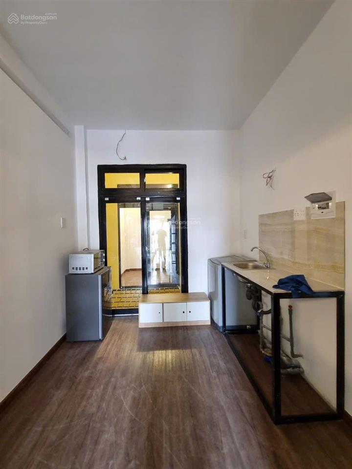 Chính chủ cần bán căn hộ dịch vụ gồm 20 phòng dt 6x20m ngay trường đh công nghiệp gò vấp