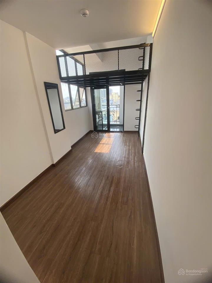 Chính chủ cần bán căn hộ dịch vụ gồm 20 phòng dt 6x20m ngay trường đh công nghiệp gò vấp