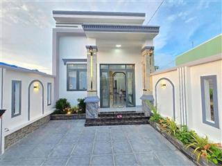 Bán nhà mới xây 100% tại khu tái định cư phú nhuận  bến tre (nay là vĩnh long)