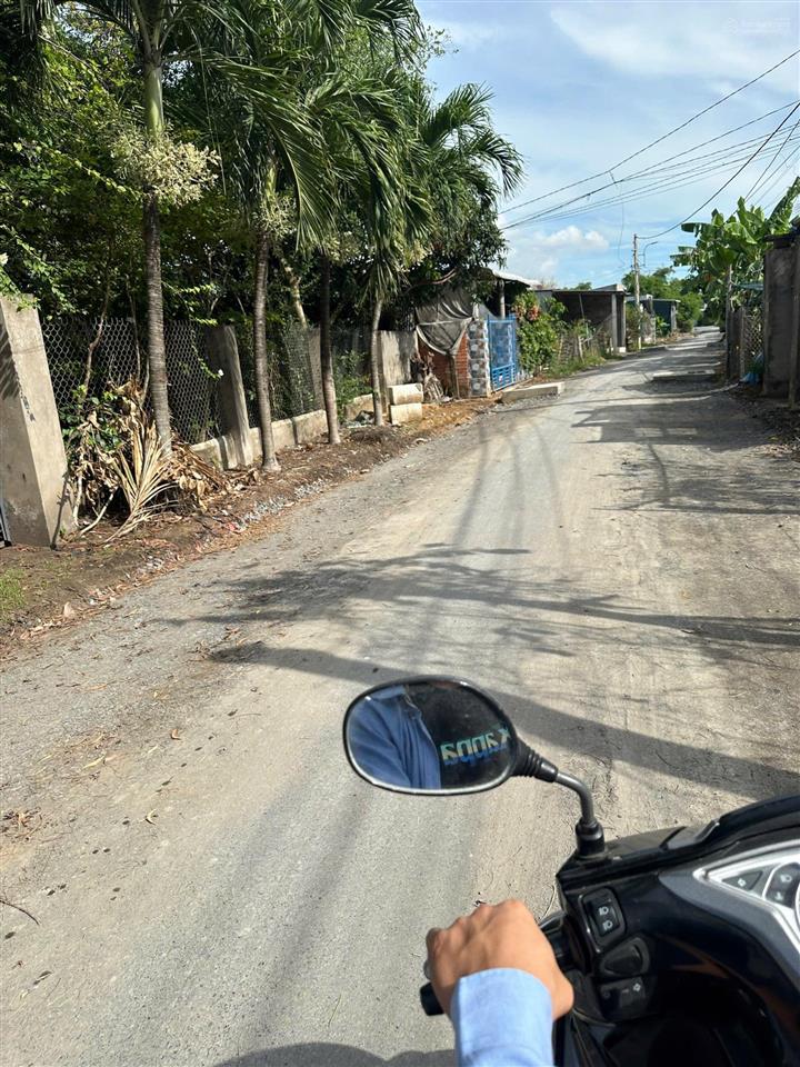 Kẹt tiền. bán gấp đất nền có 50m2 đất ở đô thị tại thị trấn thạnh phú. gần nhà nghỉ 68
