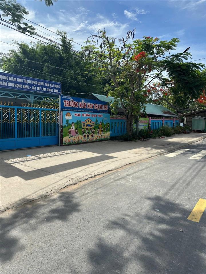 Kẹt tiền. bán gấp đất nền có 50m2 đất ở đô thị tại thị trấn thạnh phú. gần nhà nghỉ 68