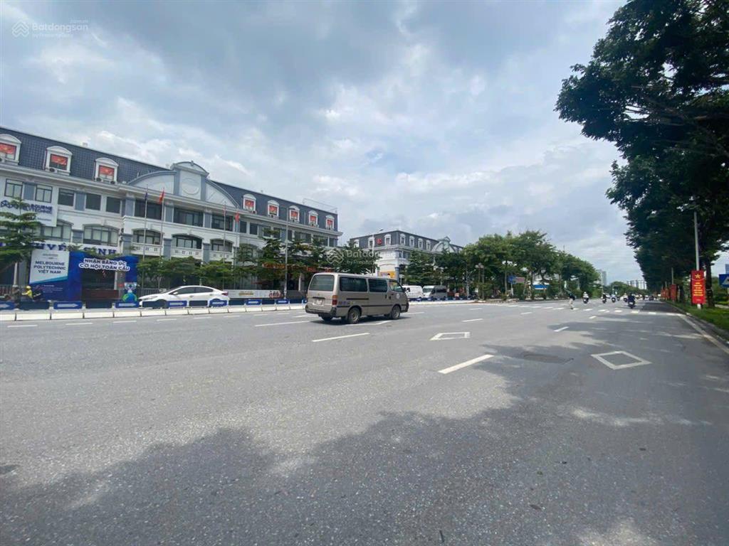 Bán nhà trịnh văn bô, 35m2 x 5 tầng, giá 7 tỷ