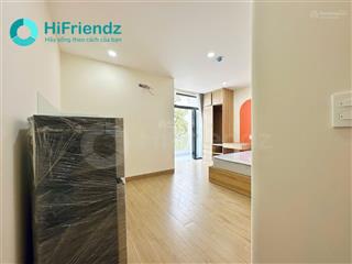 Căn hộ cao cấp, có dọn phòng mỗi tuần. bảo vệ 24/7. căn hộ mới xây full nội thất có ban công