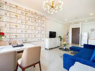 Icon 56  duy nhất 1 căn 2pn, 80m2  tầng cao view thoáng  đã có sổ hồng  giá 5.2 tỷ tl