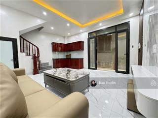 Bán nhà 5 tầng xây mới full nội thất phố lụa vạn phúc cầu am bưu điện hà đông giá chỉ hơn 6 tỷ