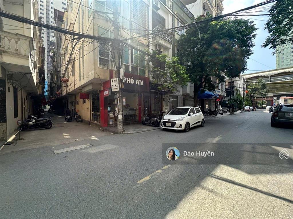 Bán nhà 3 tầng ngay ga văn quán hồ gươm plaza hà đông ôtô ngủ trong nhà giá chỉ nhỉnh 10tỷ