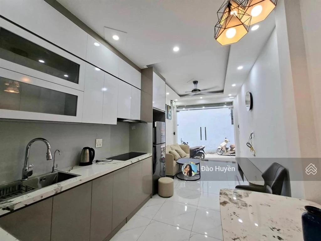 Bán nhà phân lô ngay ngã 4 văn phú ga hà đông ôtô đỗ cửa kinh doanh 35m24tầng giá chỉ 8tỷ
