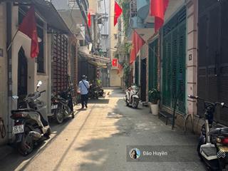 Bán đất tặng nhà cấp 4 mặt ngõ vạn phúc gần bưu điện hà đông oto qua , ngõ thông 40m2 giá hơn 8 tỷ