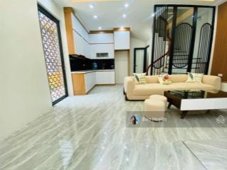 Bán căn góc phùng khoang ngay học viện an ninh văn quán ngõ thông ôtô 7 chỗ đỗ cửa giá hơn 10tỷ