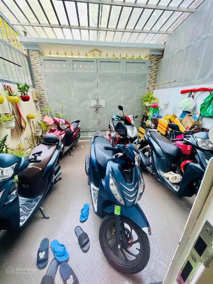 Nhà 2 tầng 4.5 x 21mlê trọng tấntây thạnhtân phúhẻm xe tải8.5 tỷ