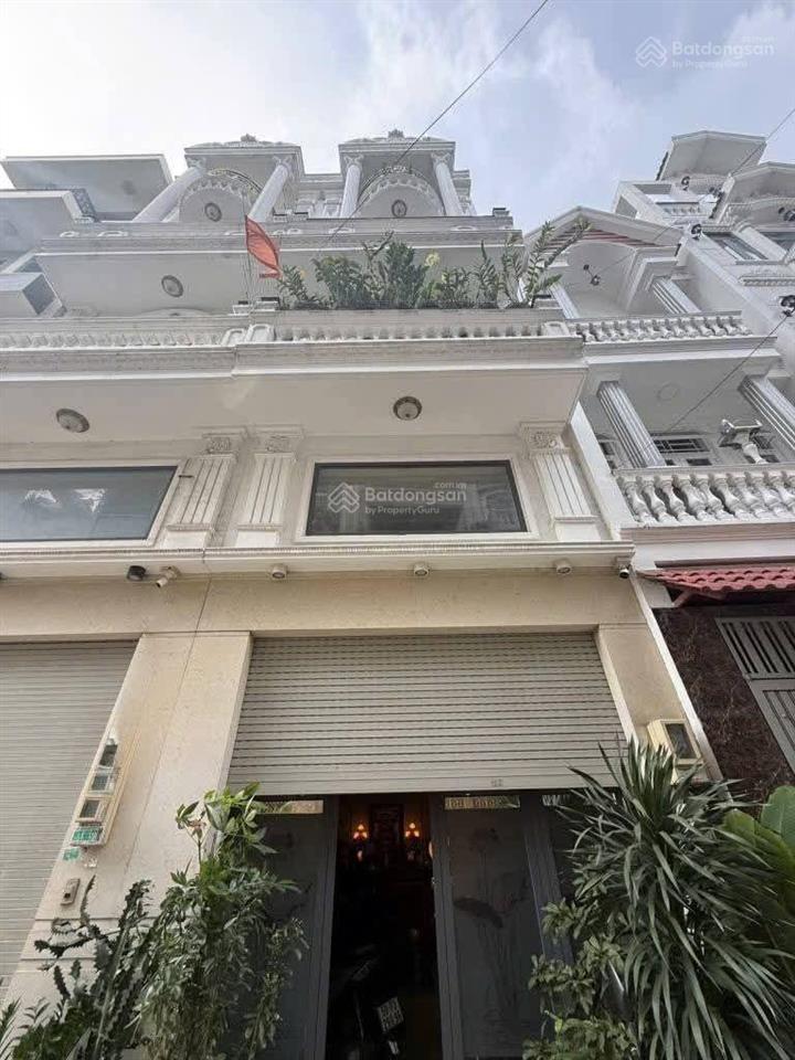 Bán nhà mới fun nội thất 4x14m 1 trệt 3 lầu  đường lê trọng tấn.