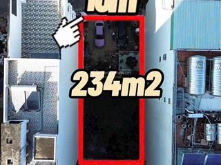 Hiếm! cặp đất 234m2 sát biển mỹ khê. ngang 10m đẹp xây building  apartment dòng tiền lớn
