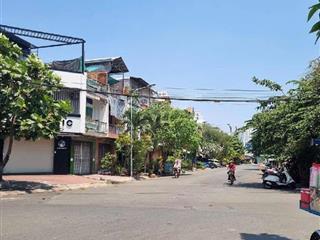 Nhà mặt tiền gần bùi minh trực, diện tích 65m2, kết cấu 3 tầng, 10,1 tỷ