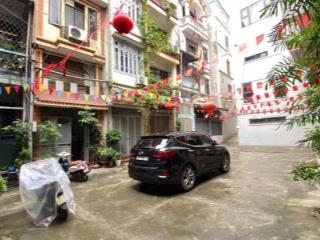Bán nhà đẹp phạm văn đồng  bắc từ liêm ngõ rộng  ở ngay