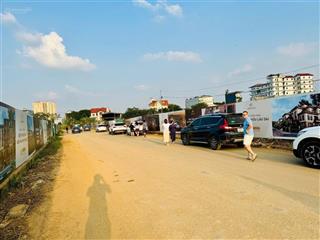 Chính chủ bán lô đất trại láng, hòa lạc sát đường tiện xây nhà ở ngay, kinh doanh