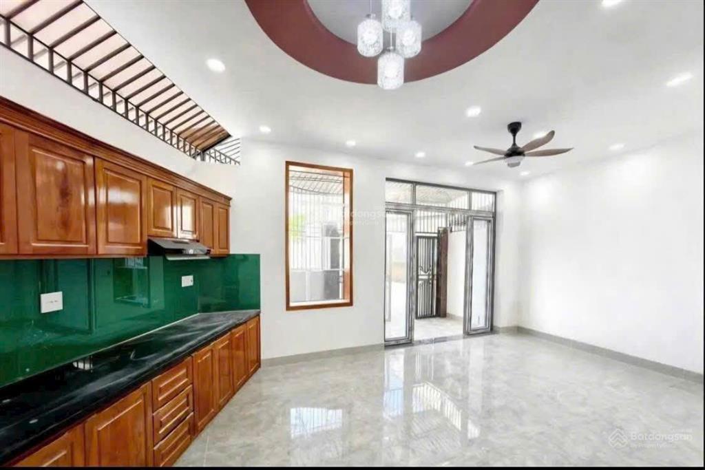 Bán nhà phố 3 tầng phước long, nha trang (phường nam nha trang)