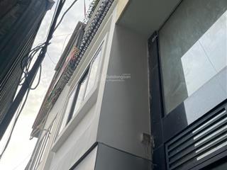 Gần phố cách ô tô 10m  ở sướng  ô tô đỗ cổng  tiện ích ngập tràn