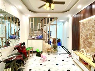 Nhà dân xây siêu đẹp pháo đài láng nội thất xịn sò gần phố trung tâm đống đa
