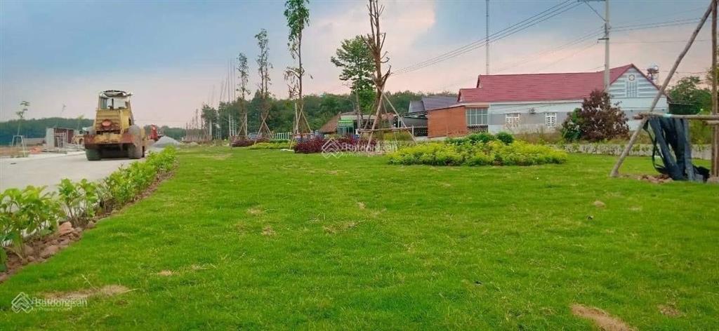 Cần bán gấp khu nhà ở tài lộc ở phường long nguyên tp. hcm