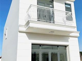 Bán shophouse 2pn, 2wc, 80m2 tại gia khải luxury, hùng vương, an điền, bến cát, 2,9 tỷ