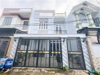 Trung tâm dĩ an, nhà rộng mát thoáng sáng, dt 84m2 hẻm ô tô ngủ trong nhà, 2 tầng 3pn 4.6 tỷ tl